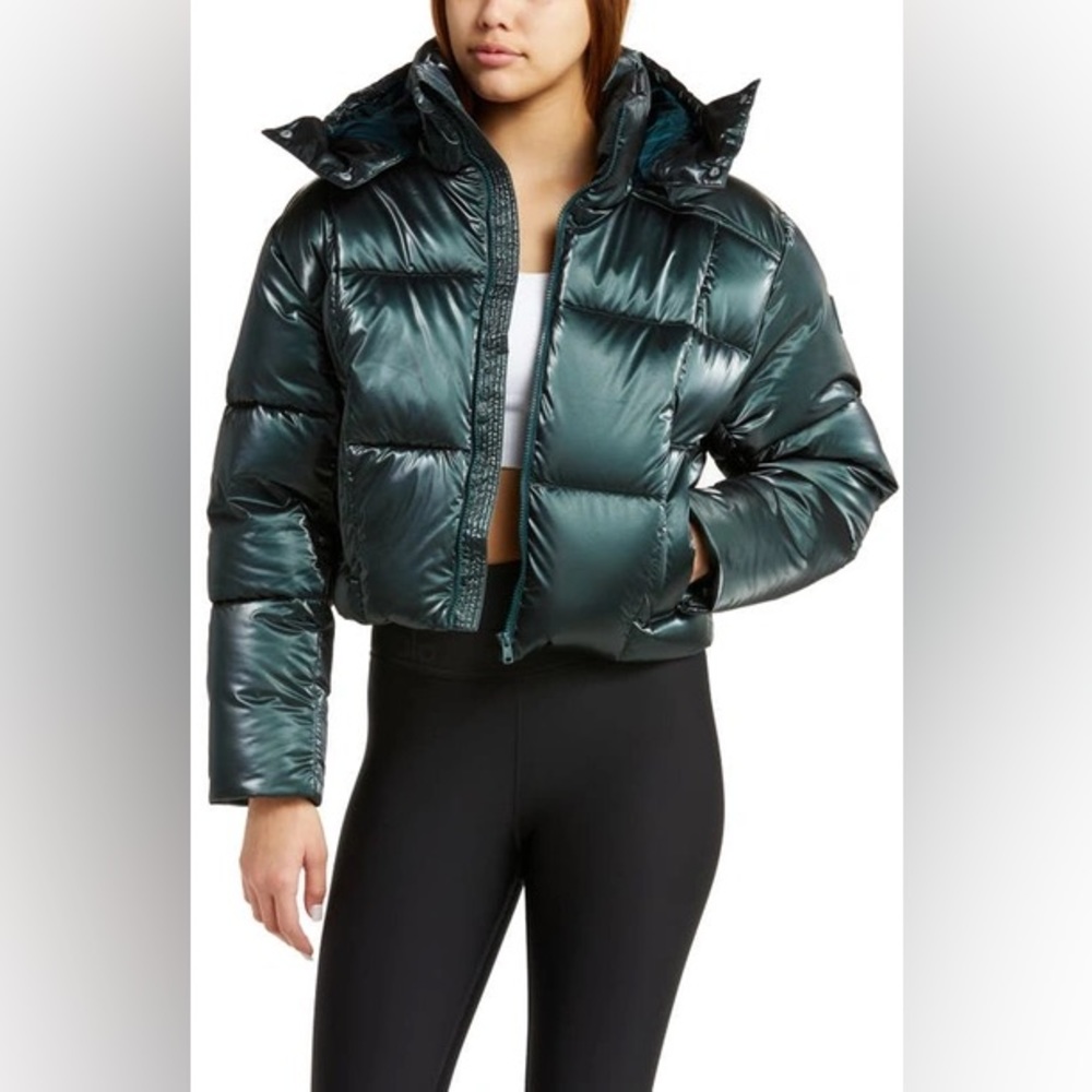 ALO Yoga Metallic Green Puffer Jacket